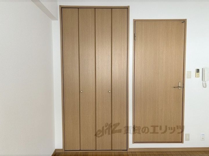 メイプル等持院の内装