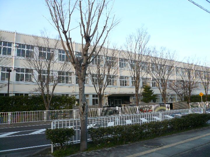 Uグリーンハイツの周辺