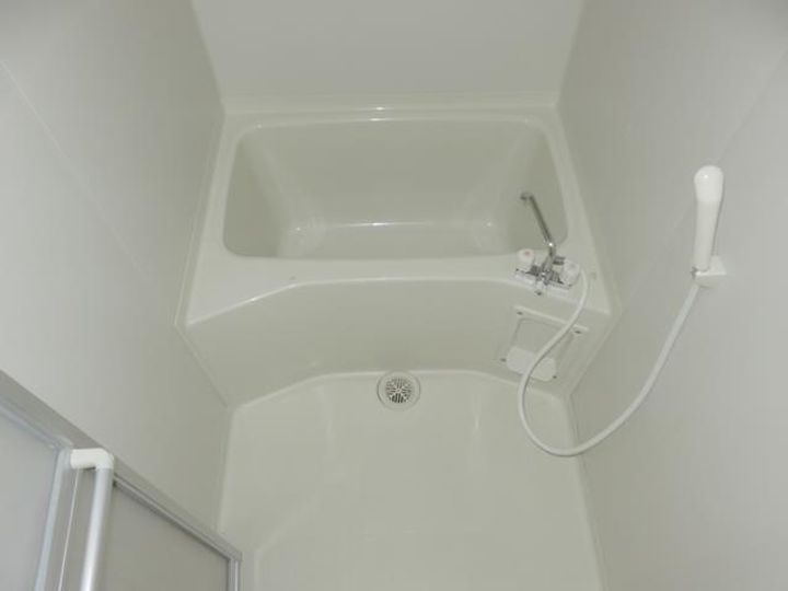 メゾンK&Tの風呂