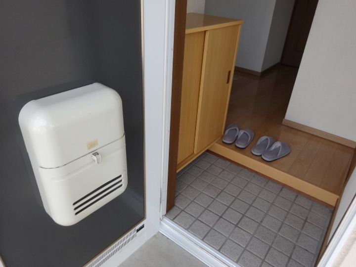 メルヴェイユ城下の玄関