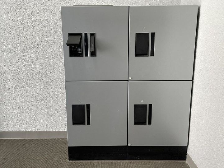 ロイヤルハウス高野の内装