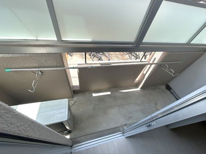 ロイヤルハウス高野の内装