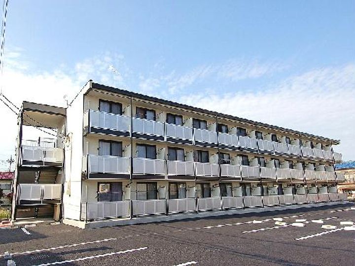 レオパレス中津川IIの外観
