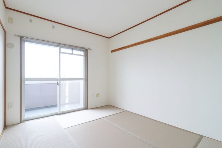 URアーバンラフレ虹ヶ丘中の内装