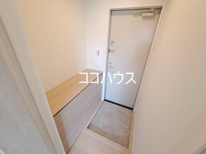 千葉県市川市曽谷1(一戸建)の賃貸物件の玄関