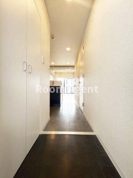 スクエア名駅南の内装