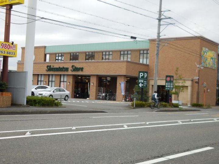 グレイスフルAの周辺