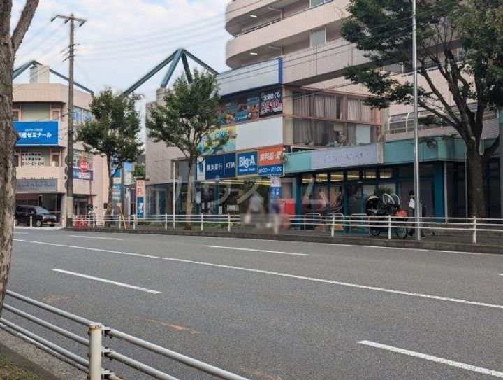 リジェールの周辺