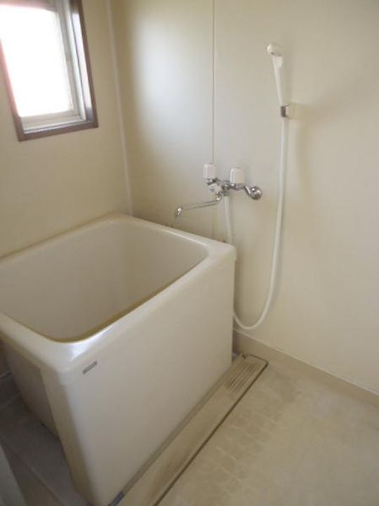 ダックハウス中島 B棟の風呂