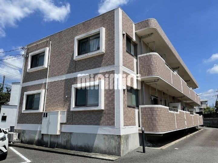 フォレストコートの外観