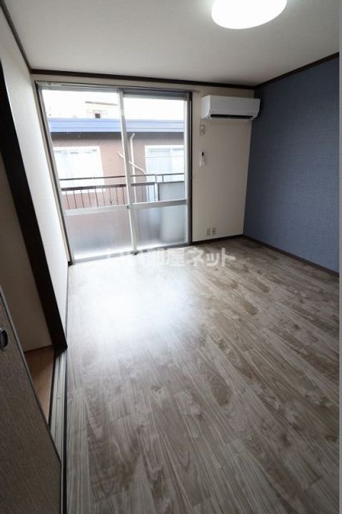 コーポカマイチの居間