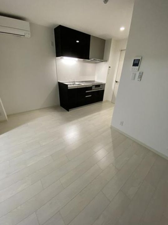 大阪府四條畷市中野3(アパート)の賃貸物件の居間