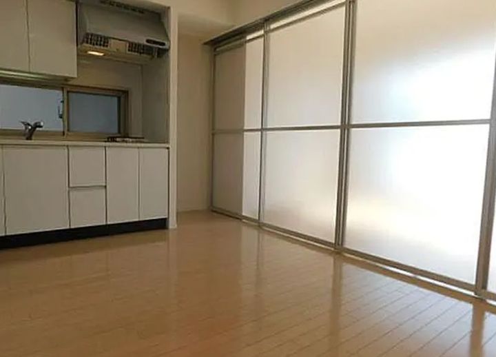 東京都港区芝3(マンション)の賃貸物件の居間