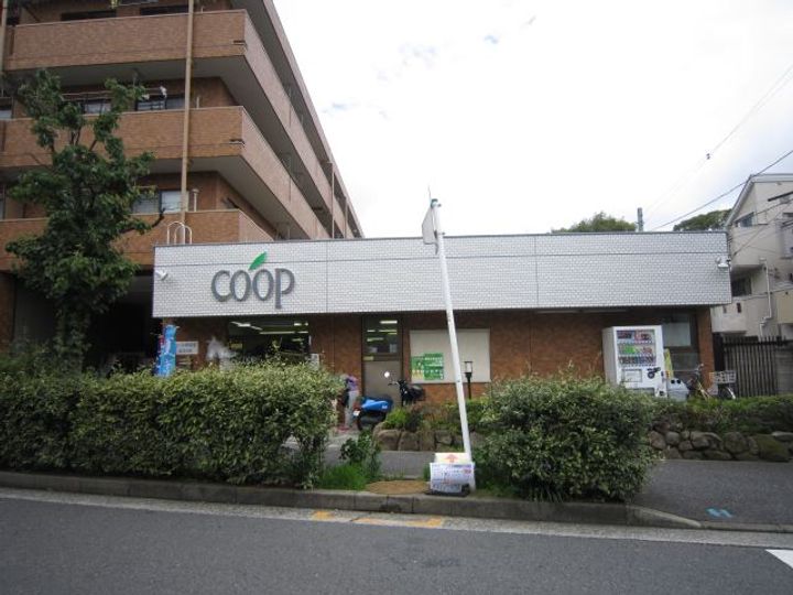 コーポスズキの周辺