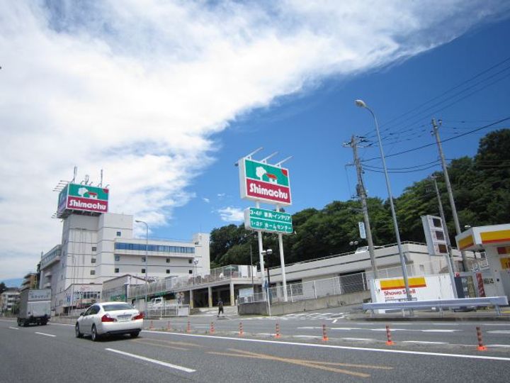 コーポスズキの周辺