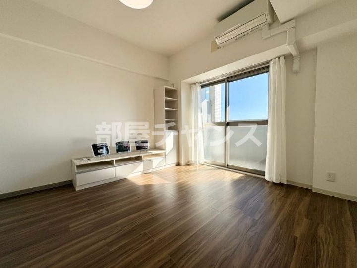 愛知県名古屋市西区康生通2(マンション)の賃貸物件の居間