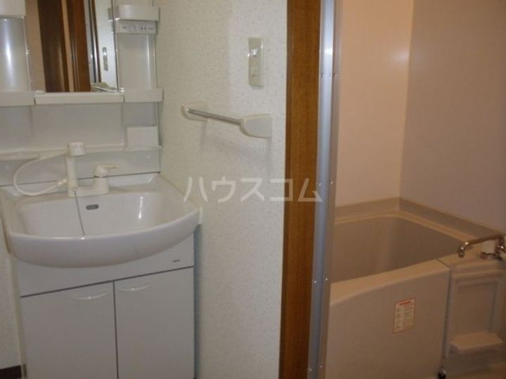 ヴェルディ羽川 C館の内装