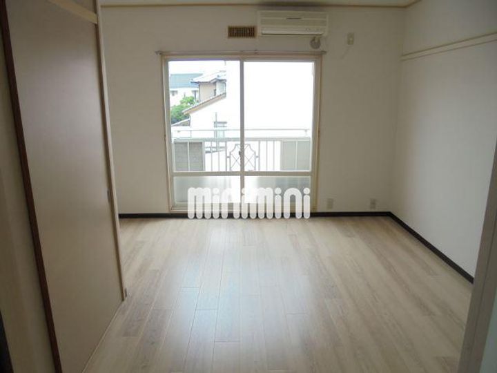 サザンシティ城北の居間