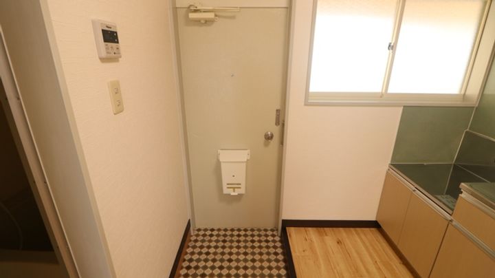 新潟県新潟市東区物見山4(アパート)の賃貸物件の玄関