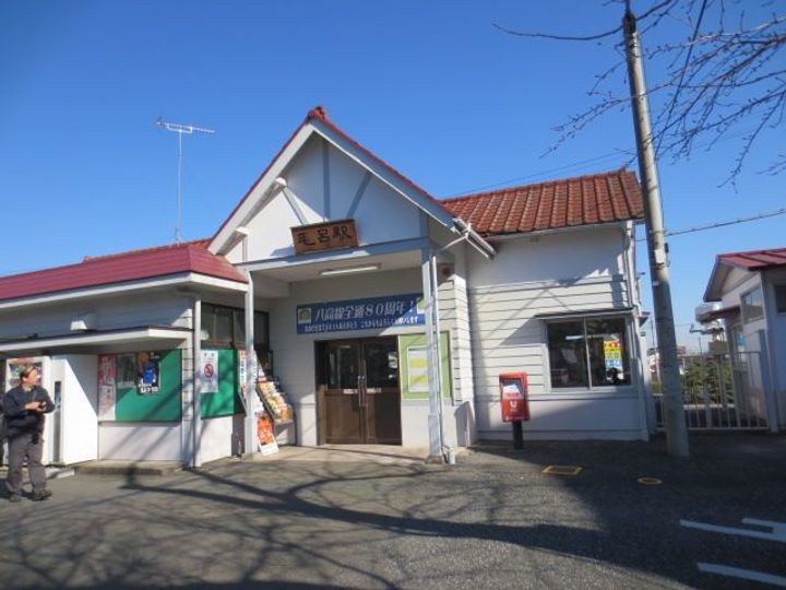 マンション本郷の周辺