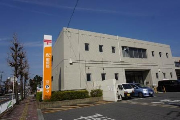 シャトー天理の周辺