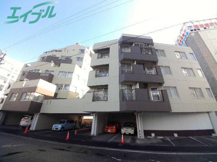 下田ビルの外観
