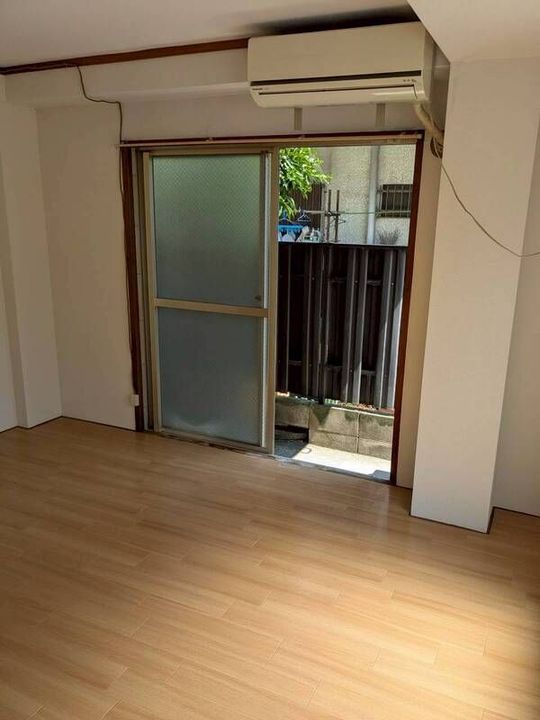 ヴィラ上池の居間