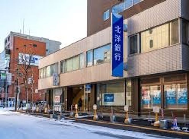エンシーナの周辺