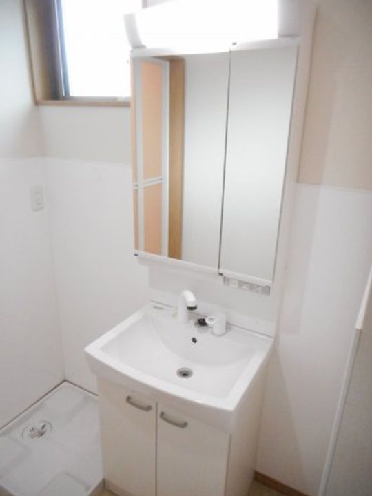 埼玉県東松山市美原町2(アパート)の賃貸物件の内装