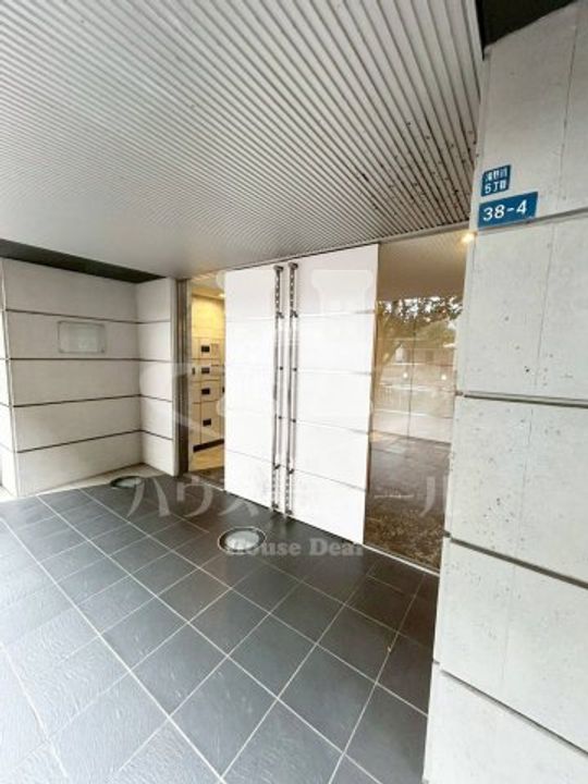 東京都北区滝野川5(マンション)の賃貸物件の地図