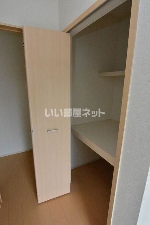 NMON・IIJの内装