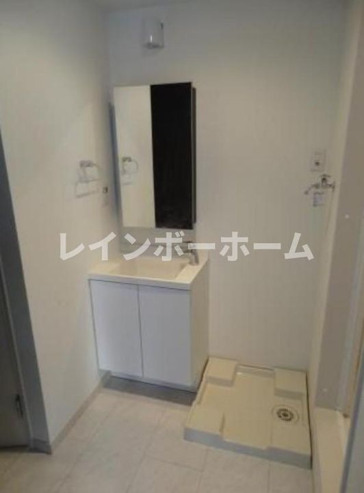 UNISON IIの内装