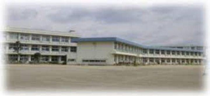 レオネクストラモ フェリチタの周辺