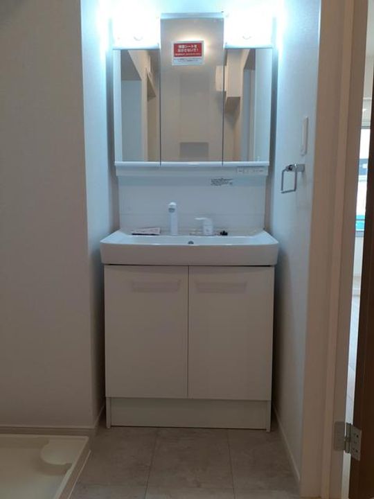 マ・メゾン三島 Iの内装