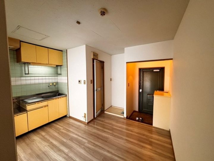 シティハイツ石本の居間