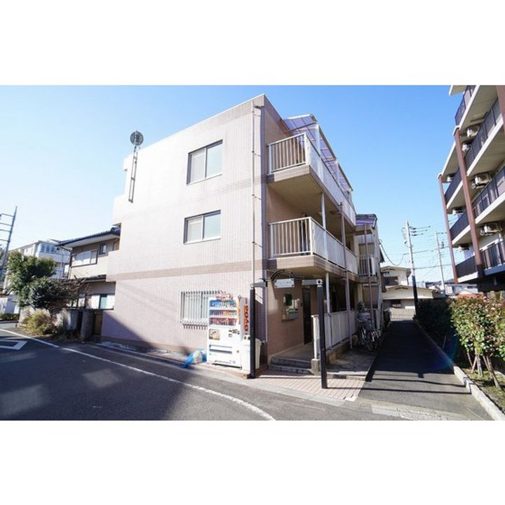 ロベリア九番館の外観