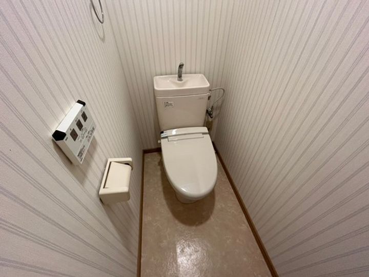 天衣中筋の内装