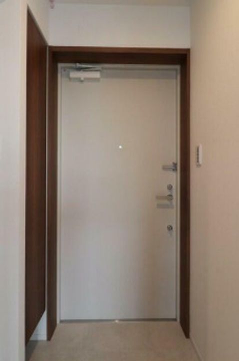 東京都江東区森下3(マンション)の賃貸物件の玄関
