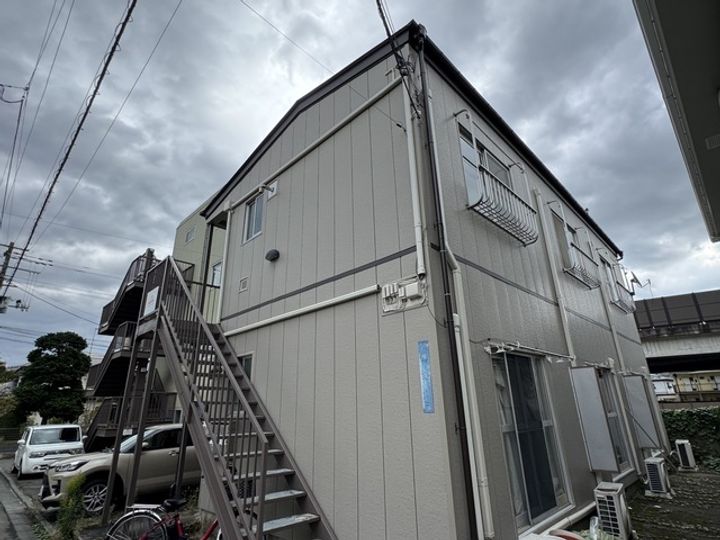 愛宕橋川村アパートの外観