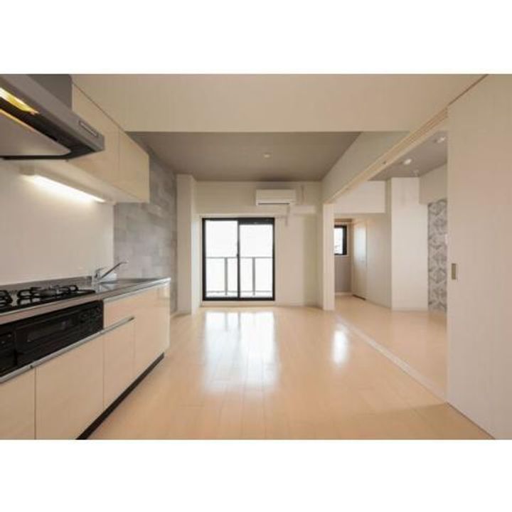 VERITAS IZUMI (ヴェリタスイズミ)の居間