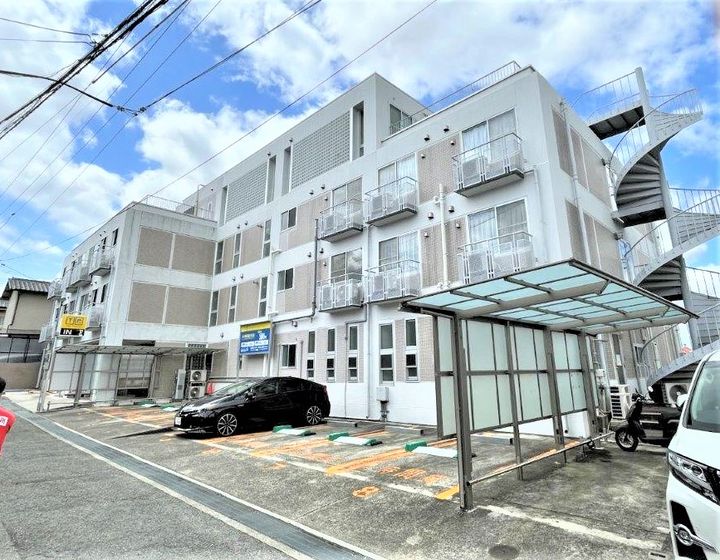 大阪府箕面市今宮3の賃貸マンションの外観