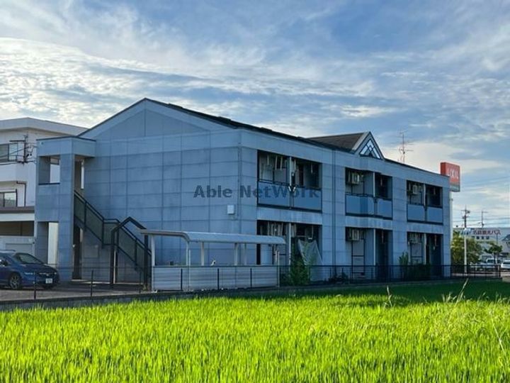岐阜県岐阜市中鶉3の賃貸アパートの外観