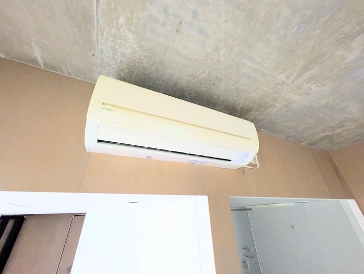 ACCUMNの内装