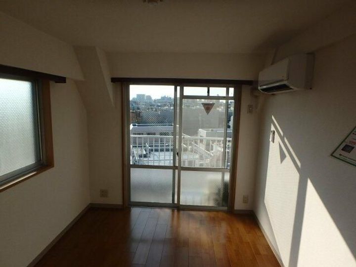 東京都豊島区池袋本町1(マンション)の賃貸物件の居間