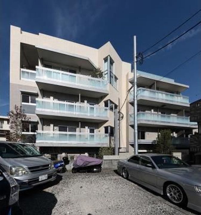 ソラーニ目黒不動前の外観