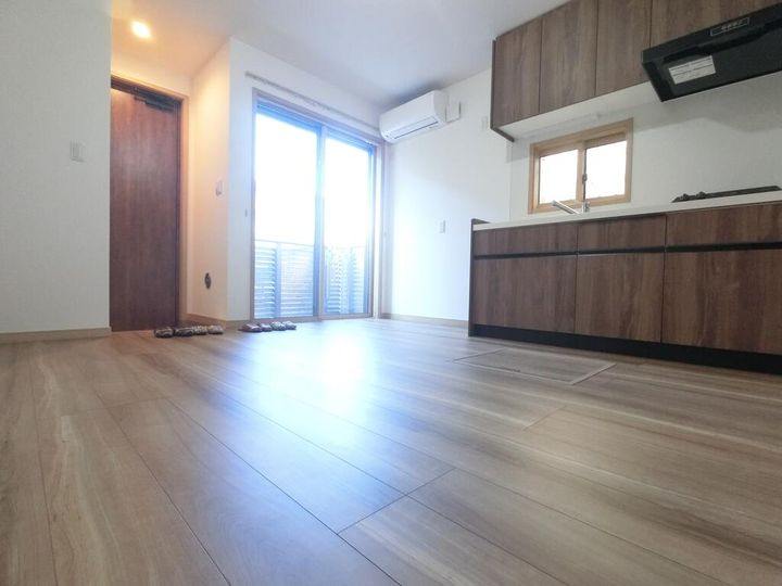 神奈川県川崎市高津区新作6(アパート)の賃貸物件の居間