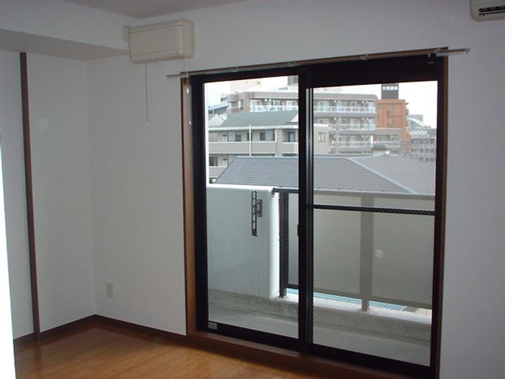 ボヌール泉中央の居間