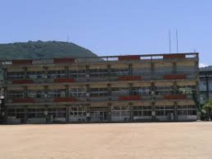 香川県坂出市久米町1(一戸建)の賃貸物件の周辺