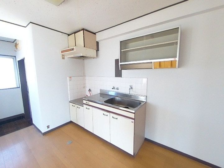埼玉県上尾市愛宕3(マンション)の賃貸物件のキッチン