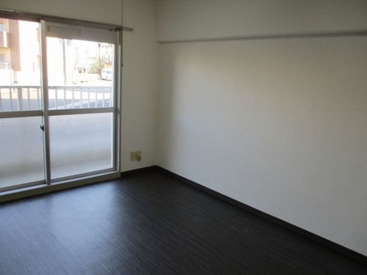 セントフォレスト下中野Bの内装